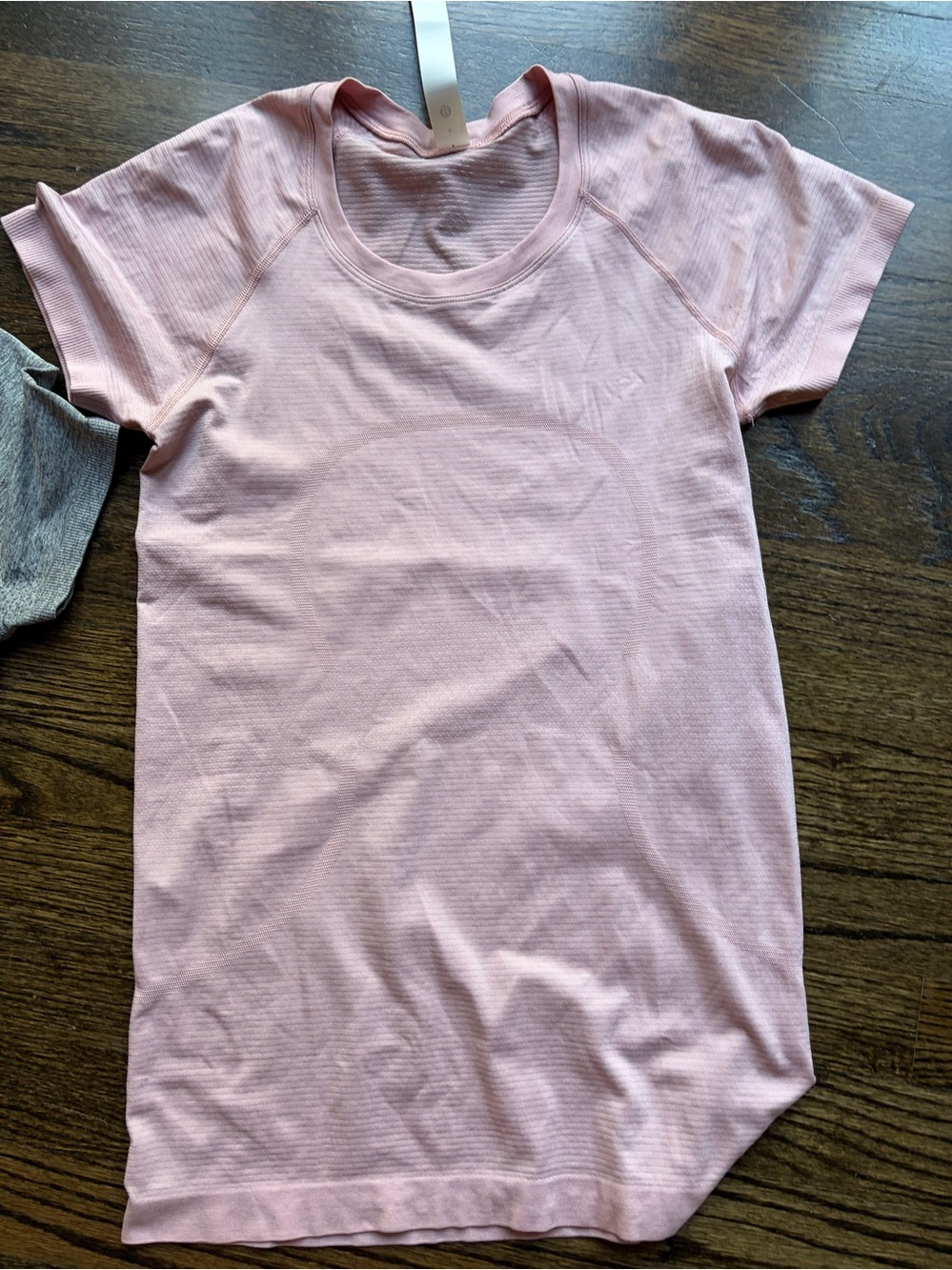 Lululemon short sleeve swiftly tee sz 6 euc